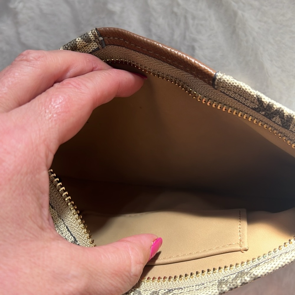 Michael Kors Brown and Tan Belt Bag S/M EUC - Picture 3 of 3